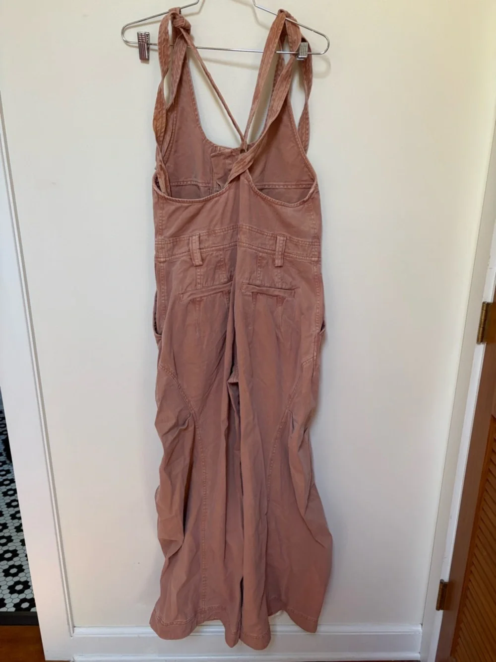 NWOT Free People Must Have Wide-Leg Overalls Size Small